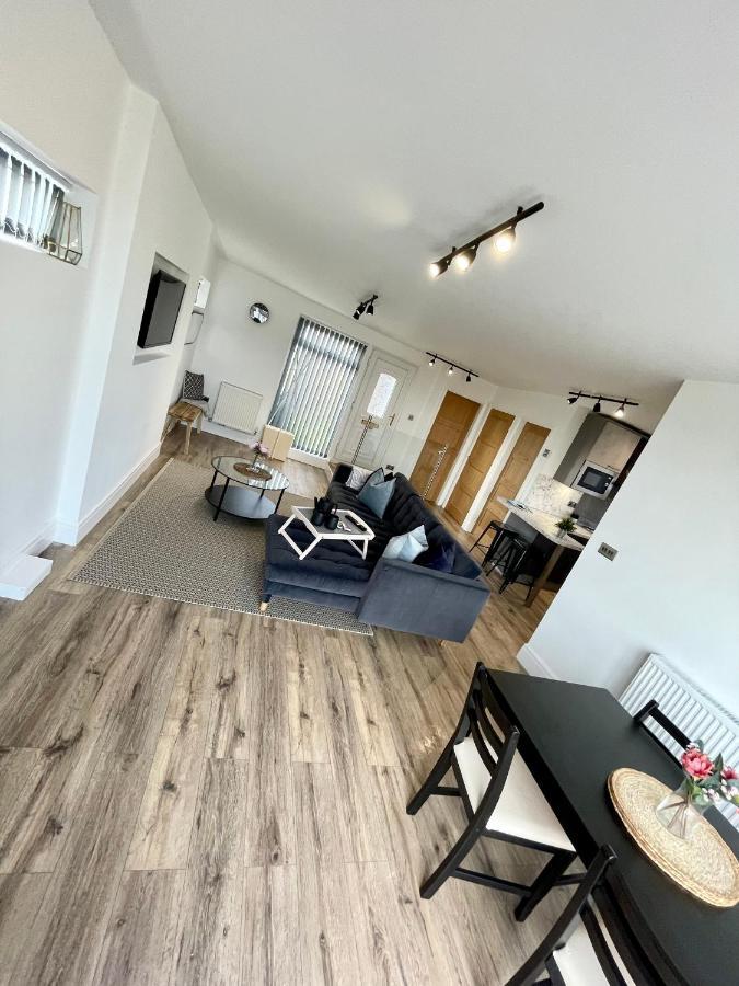 Highford Court Daire Poulton-le-Fylde Dış mekan fotoğraf